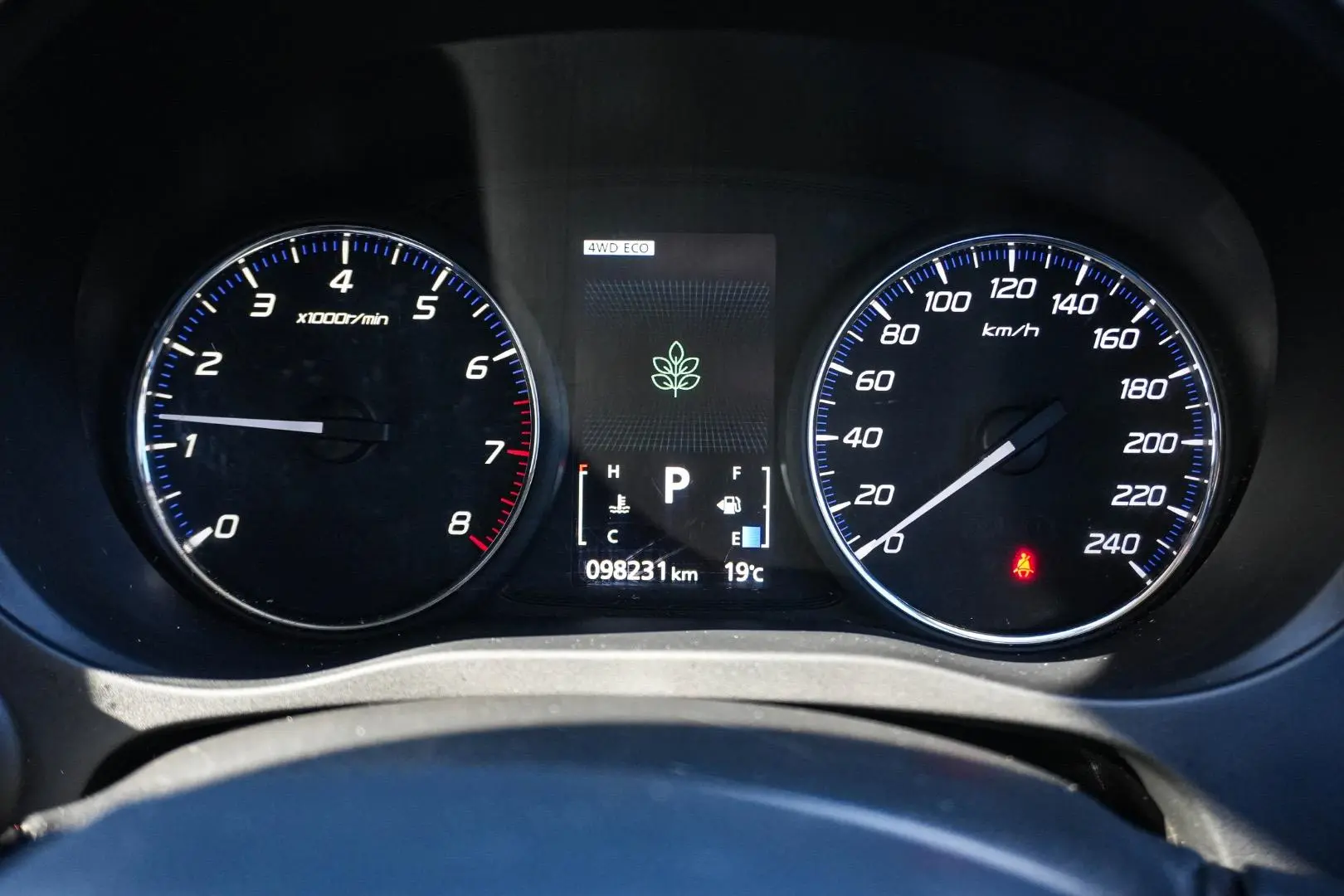 2019 Mitsubishi Outlander Gallery Image 17