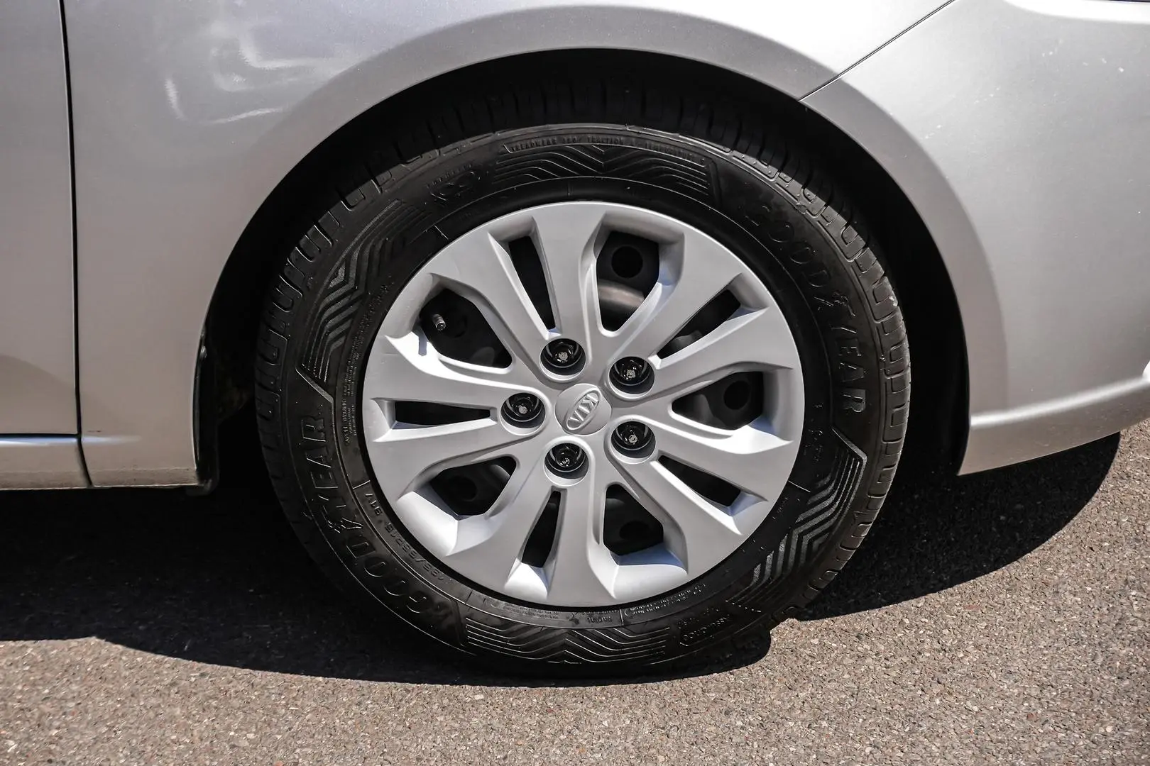 2010 Kia Cerato Gallery Image 12