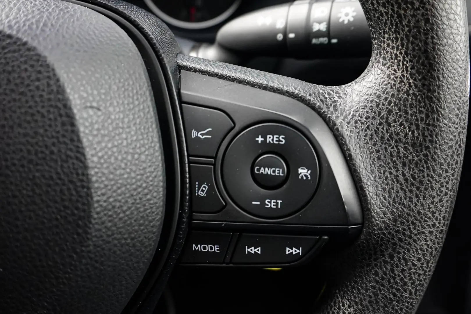 2019 Toyota RAV4 Gallery Image 20