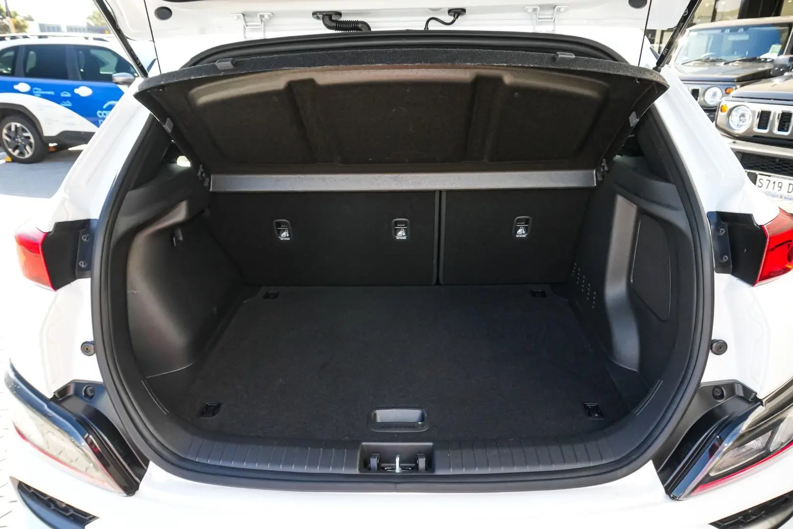 2023 Hyundai Kona Gallery Image 11