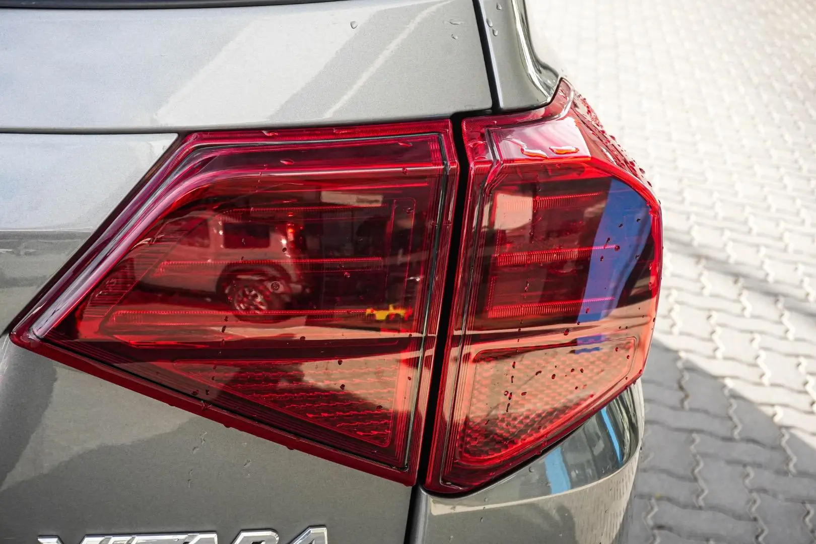 2023 Suzuki Vitara Gallery Image 14