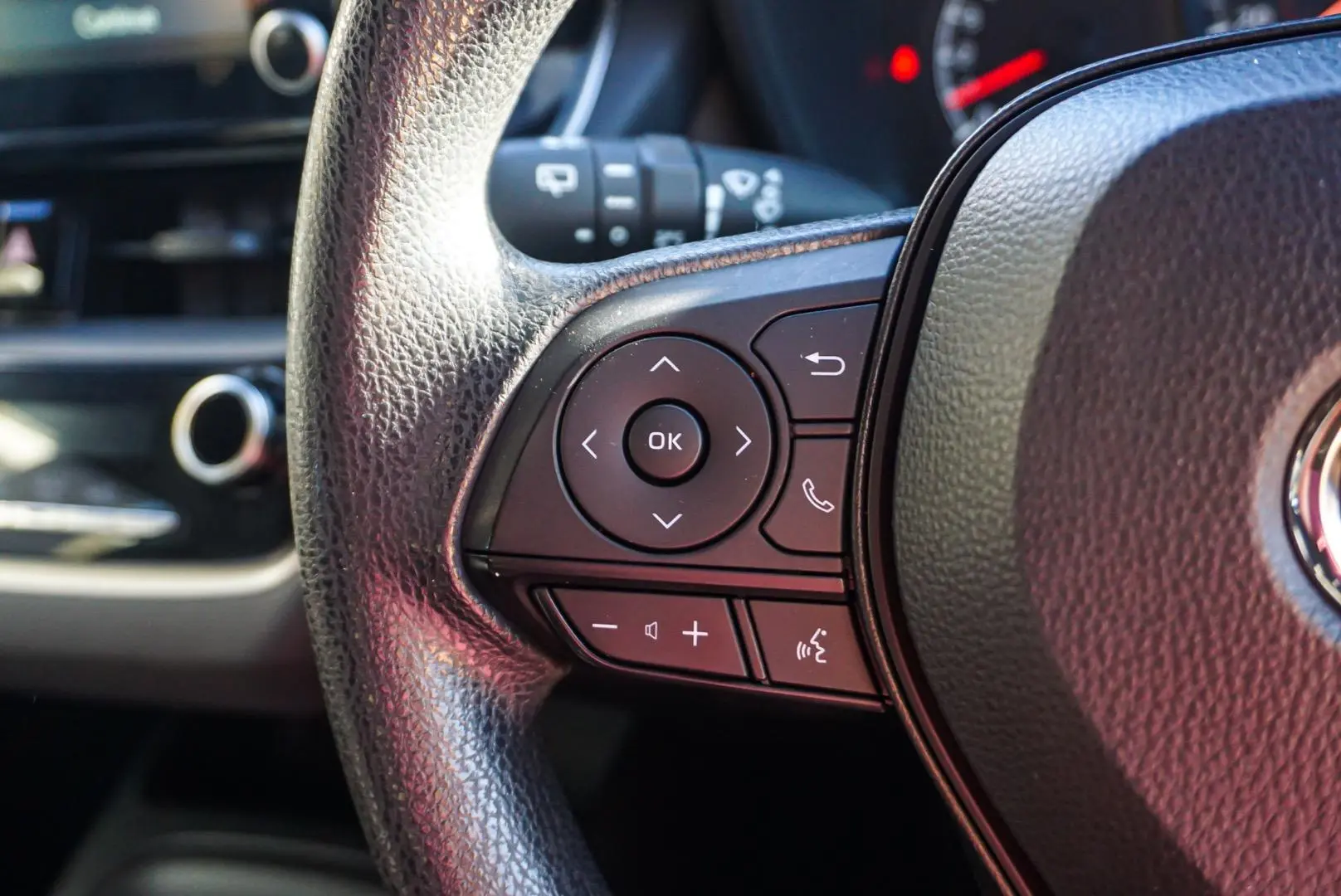 2021 Toyota Corolla Gallery Image 18