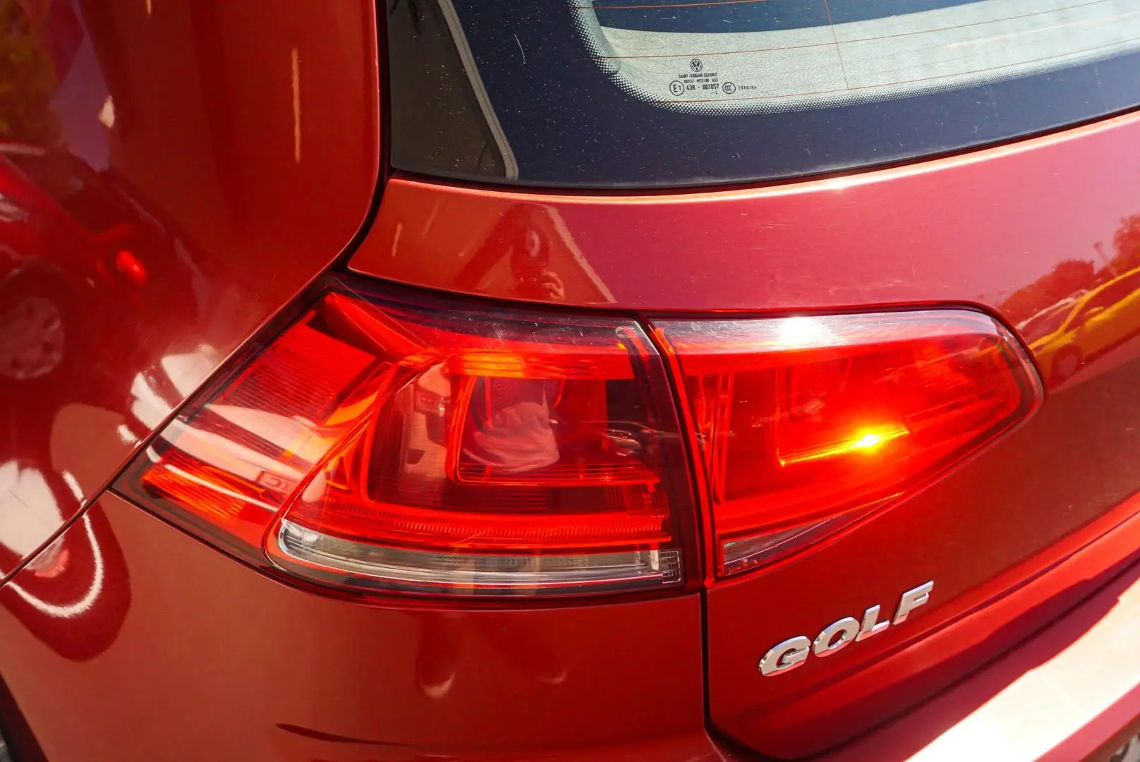 2014 Volkswagen Golf Gallery Image 13