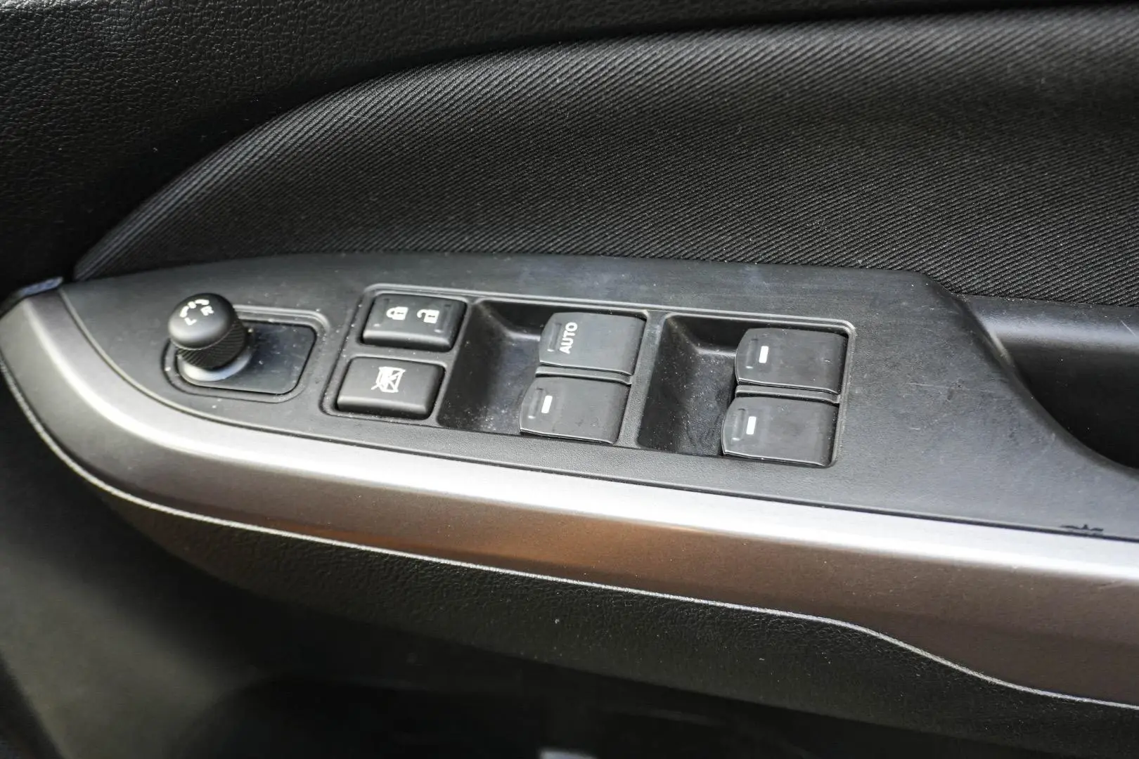 2024 Suzuki Vitara Gallery Image 16