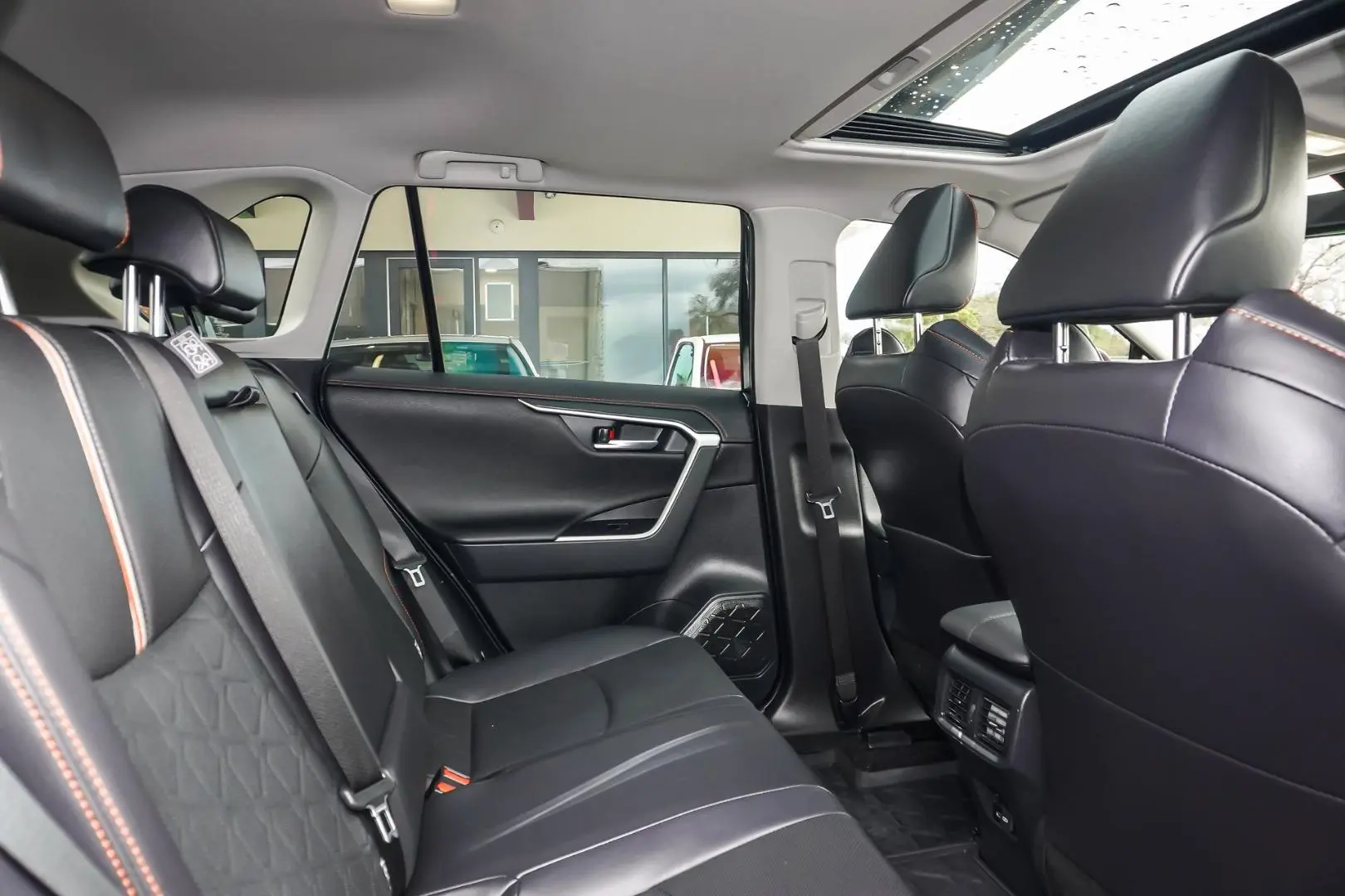 2023 Toyota RAV4 Gallery Image 7