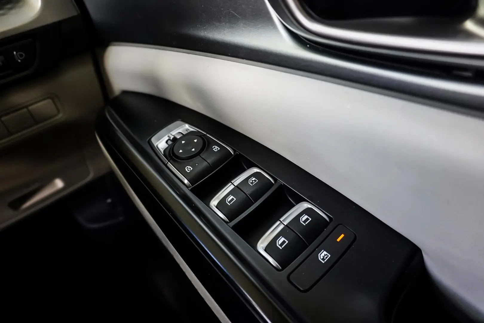 2022 Kia Carnival Gallery Image 21