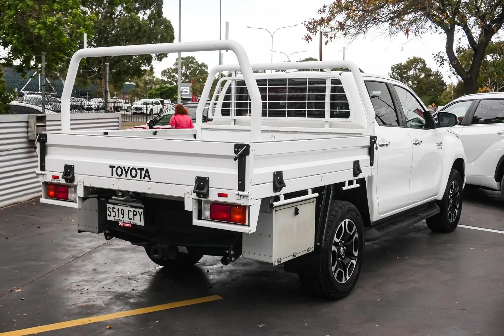2022 Toyota Hilux Gallery Image 3
