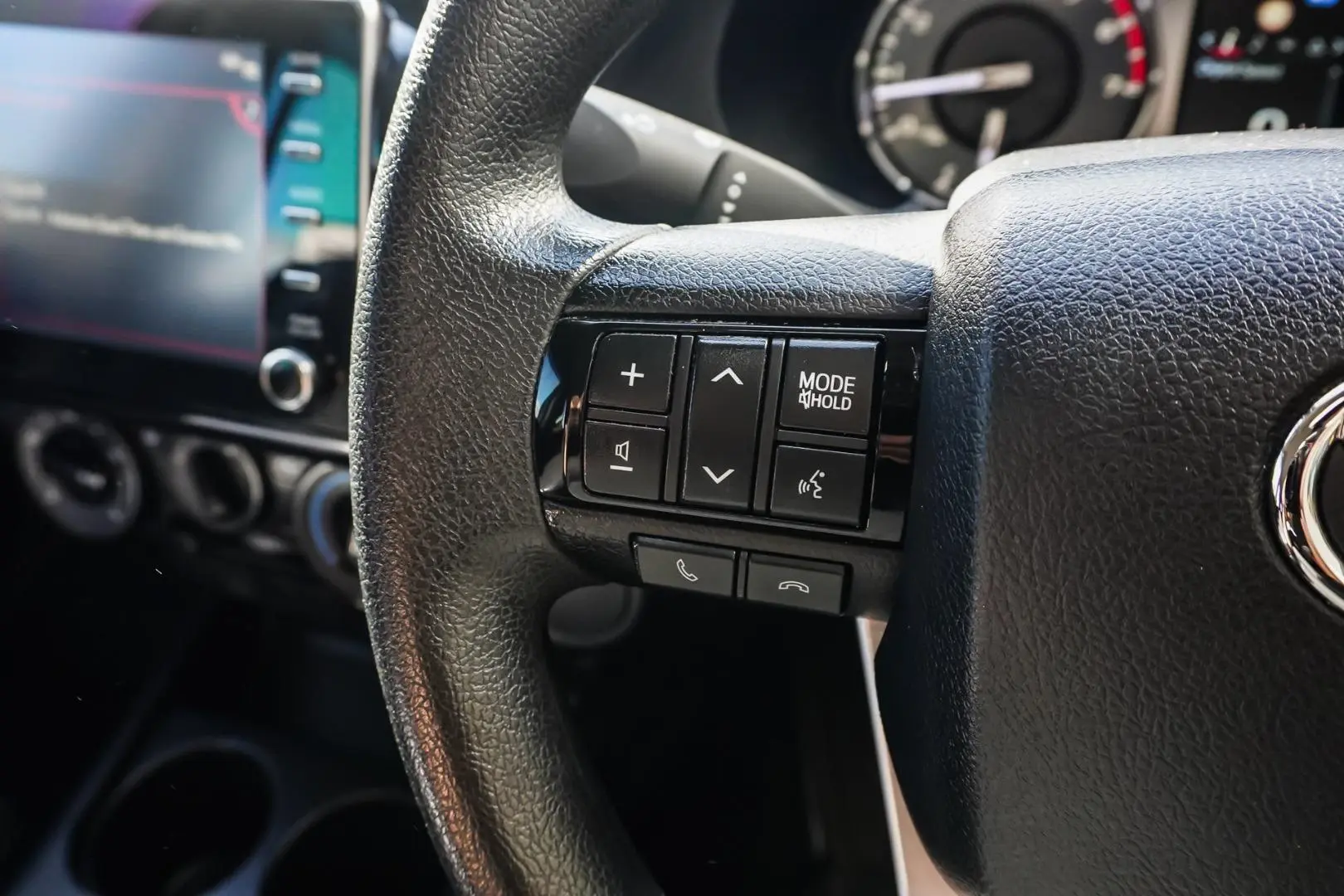 2022 Toyota Hilux Gallery Image 21