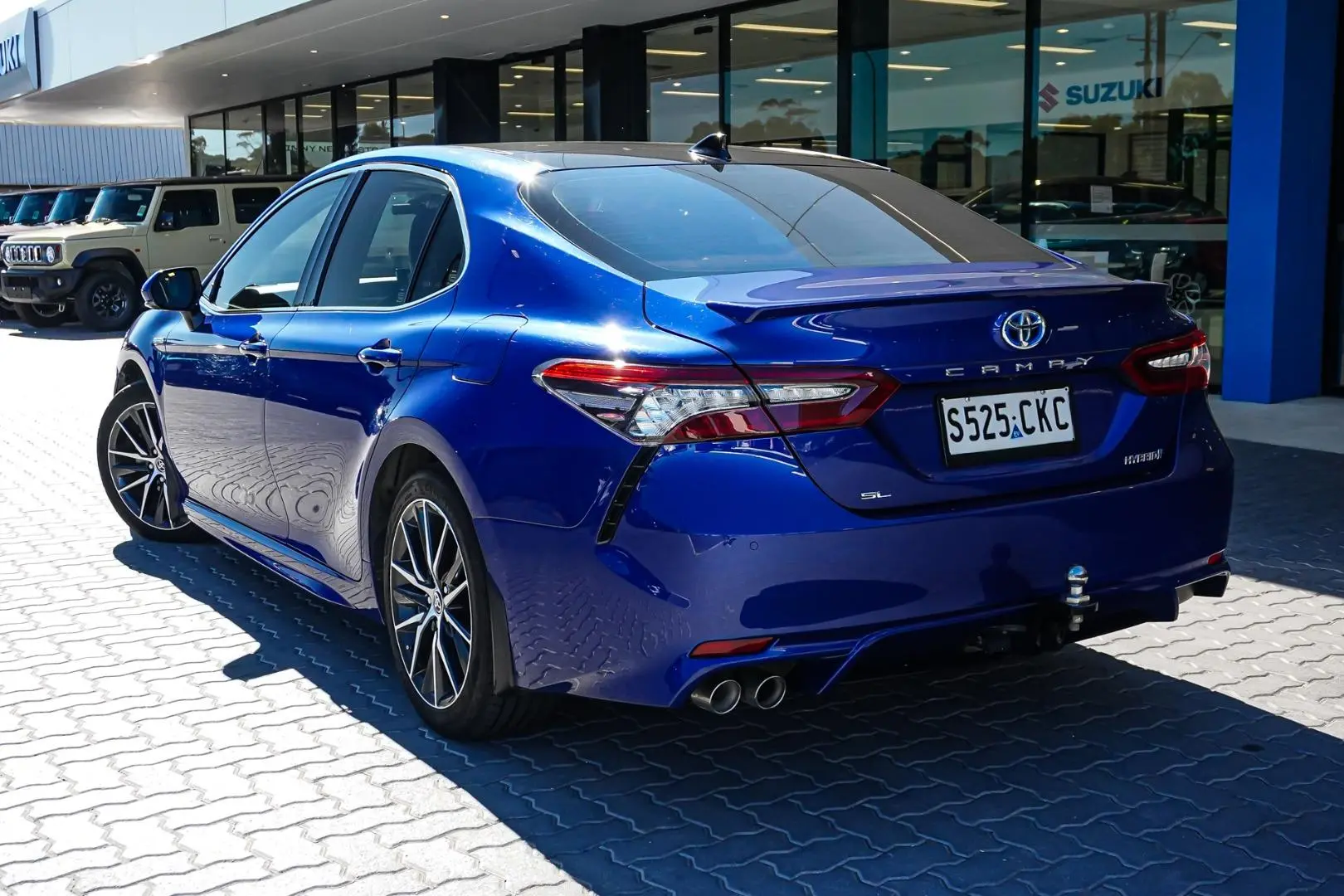 2021 Toyota Camry Gallery Image 3