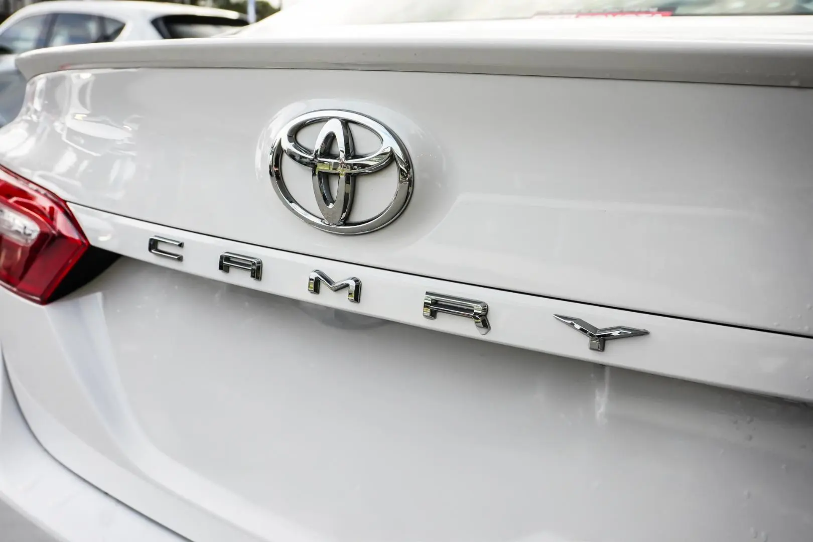 2019 Toyota Camry Gallery Image 15