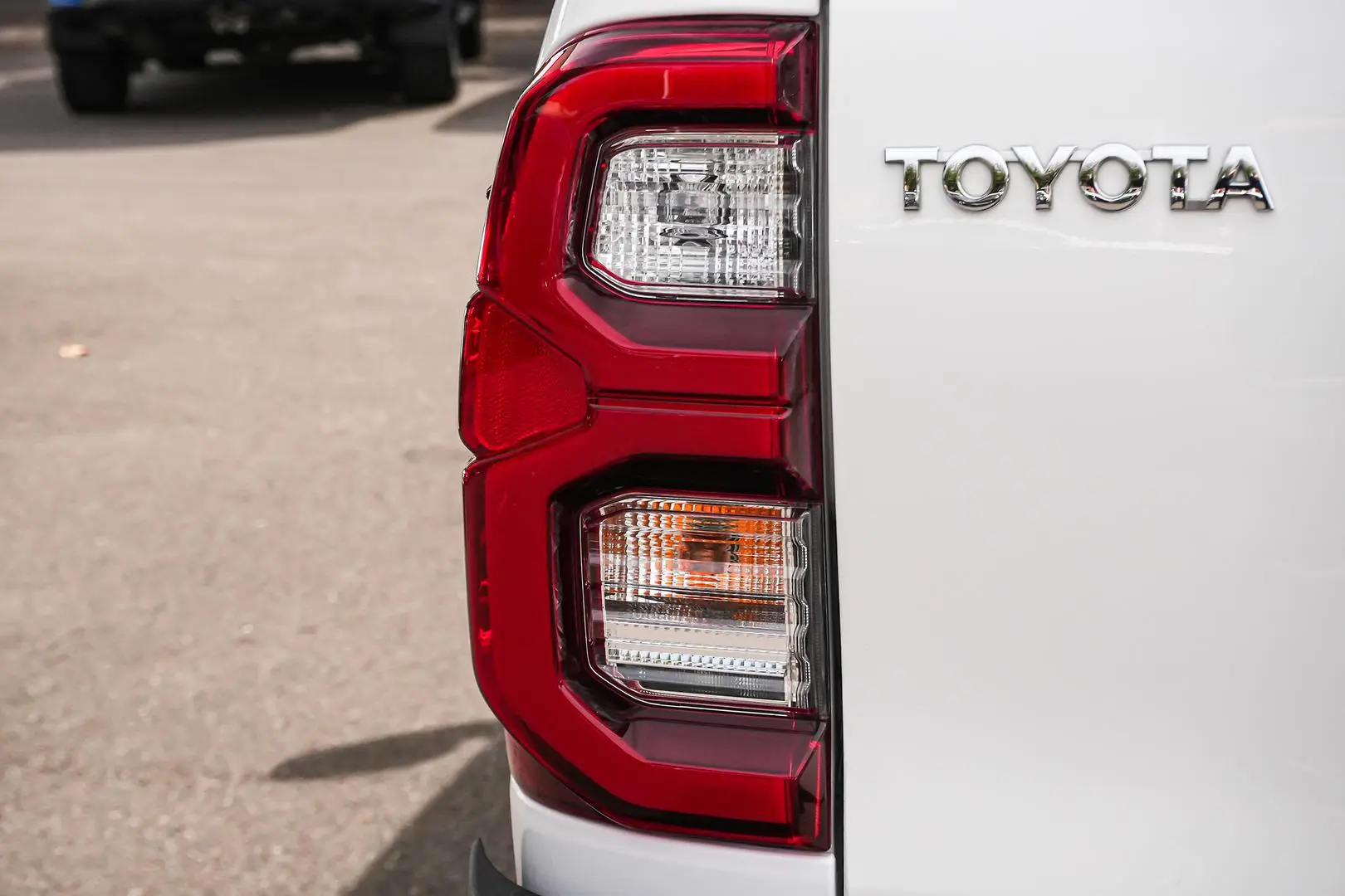2024 Toyota Hilux Gallery Image 8