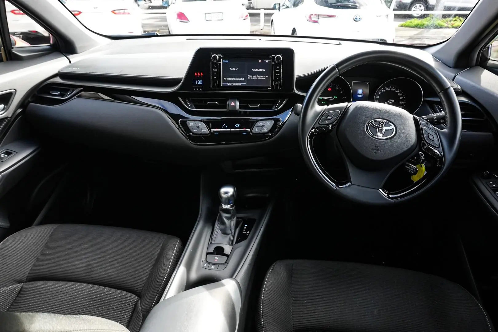 2017 Toyota C-HR Gallery Image 9