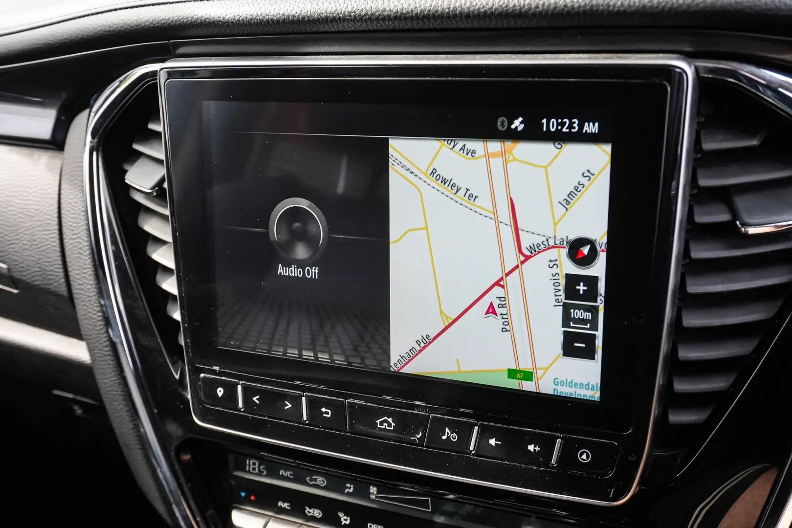 2023 Isuzu MU-X Gallery Image 23