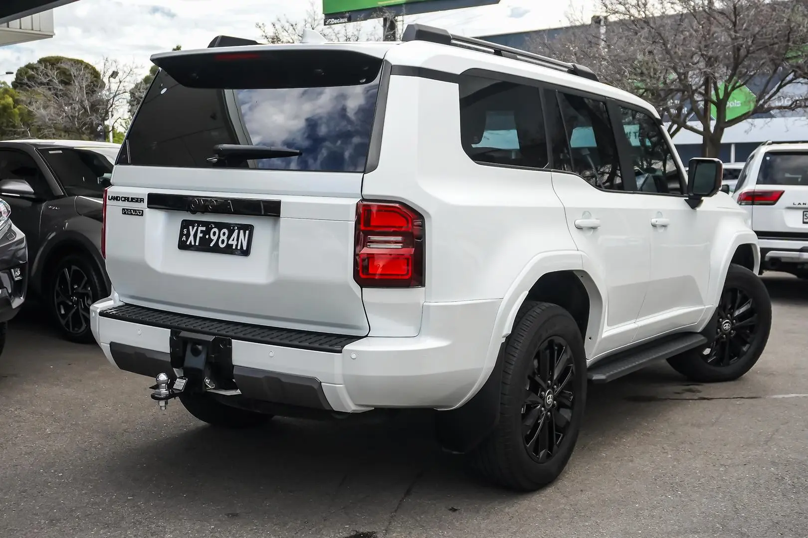 2025 Toyota Landcruiser Prado Gallery Image 3