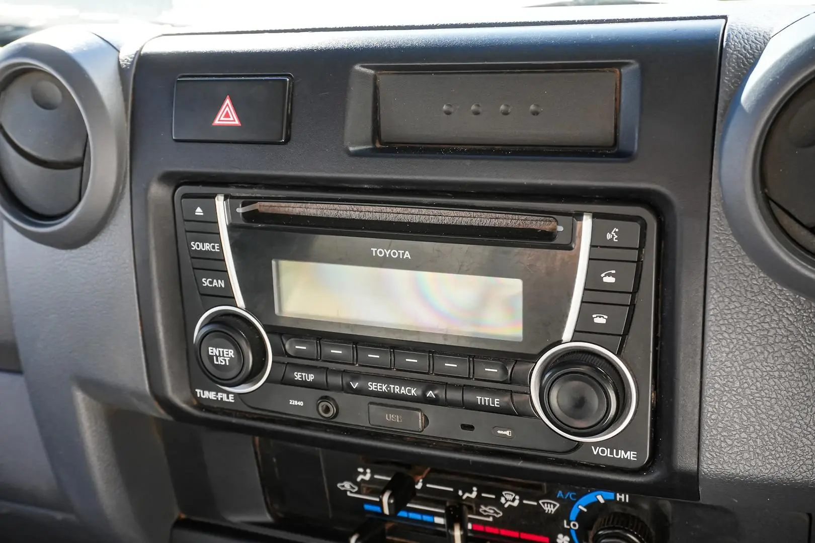 2019 Toyota Landcruiser Gallery Image 15