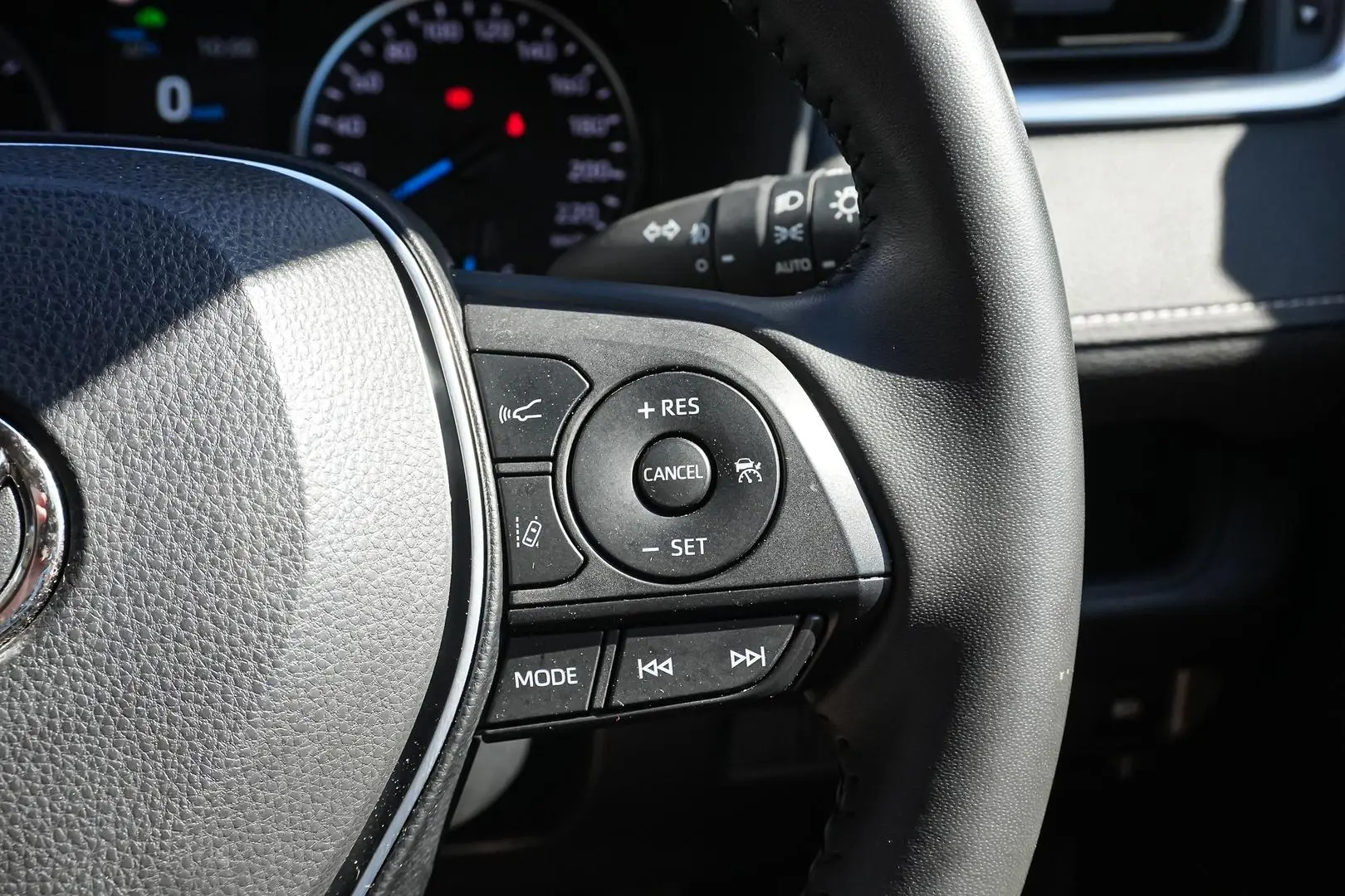 2022 Toyota RAV4 Gallery Image 21