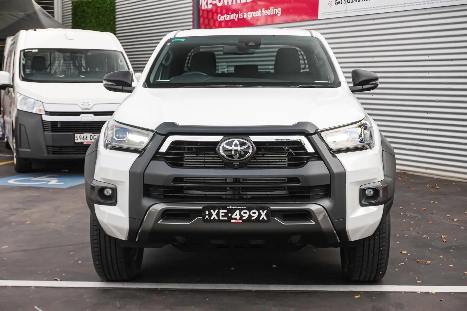 2024 Toyota Hilux Gallery Image 5