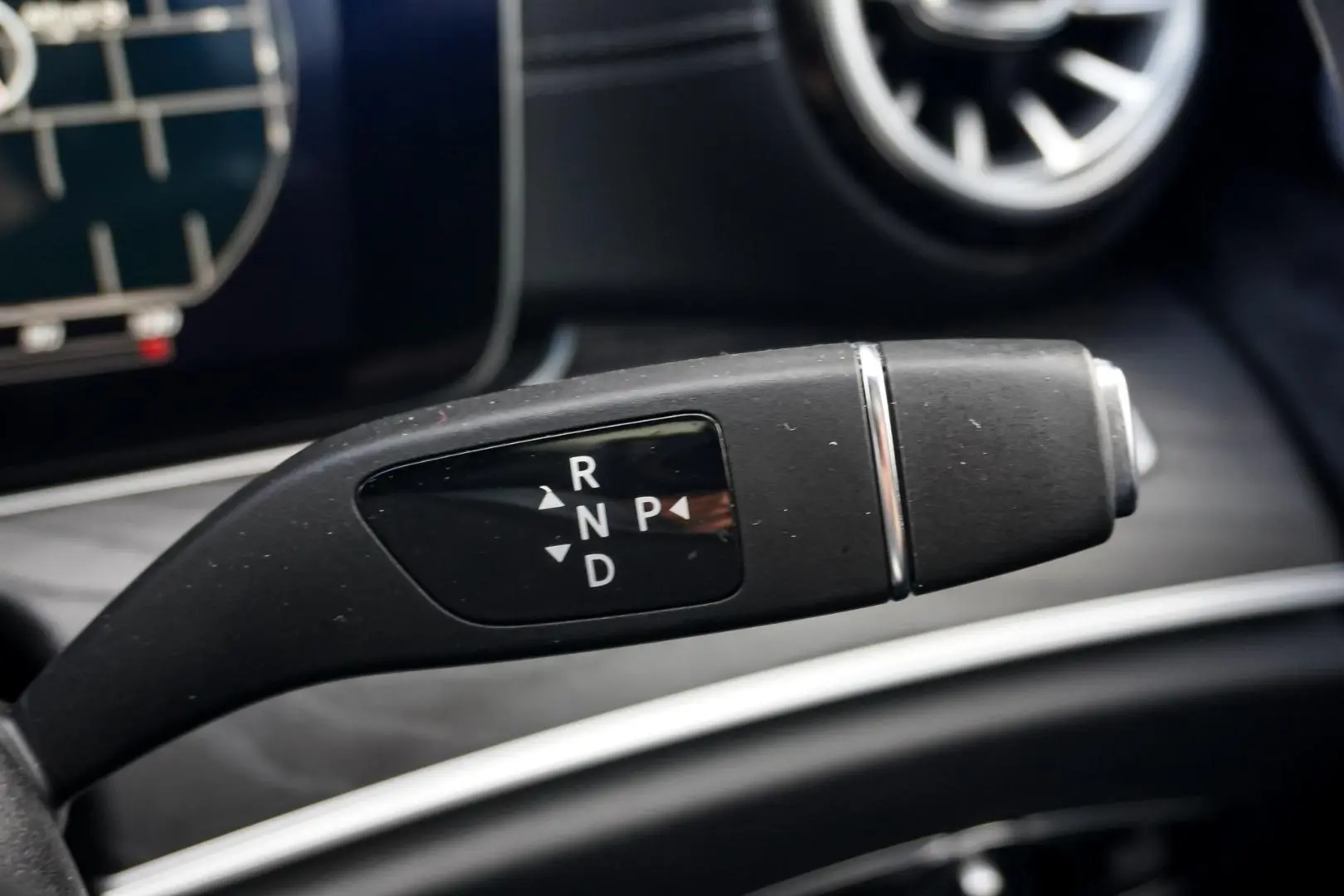 2019 Mercedes-Benz E-Class Gallery Image 23