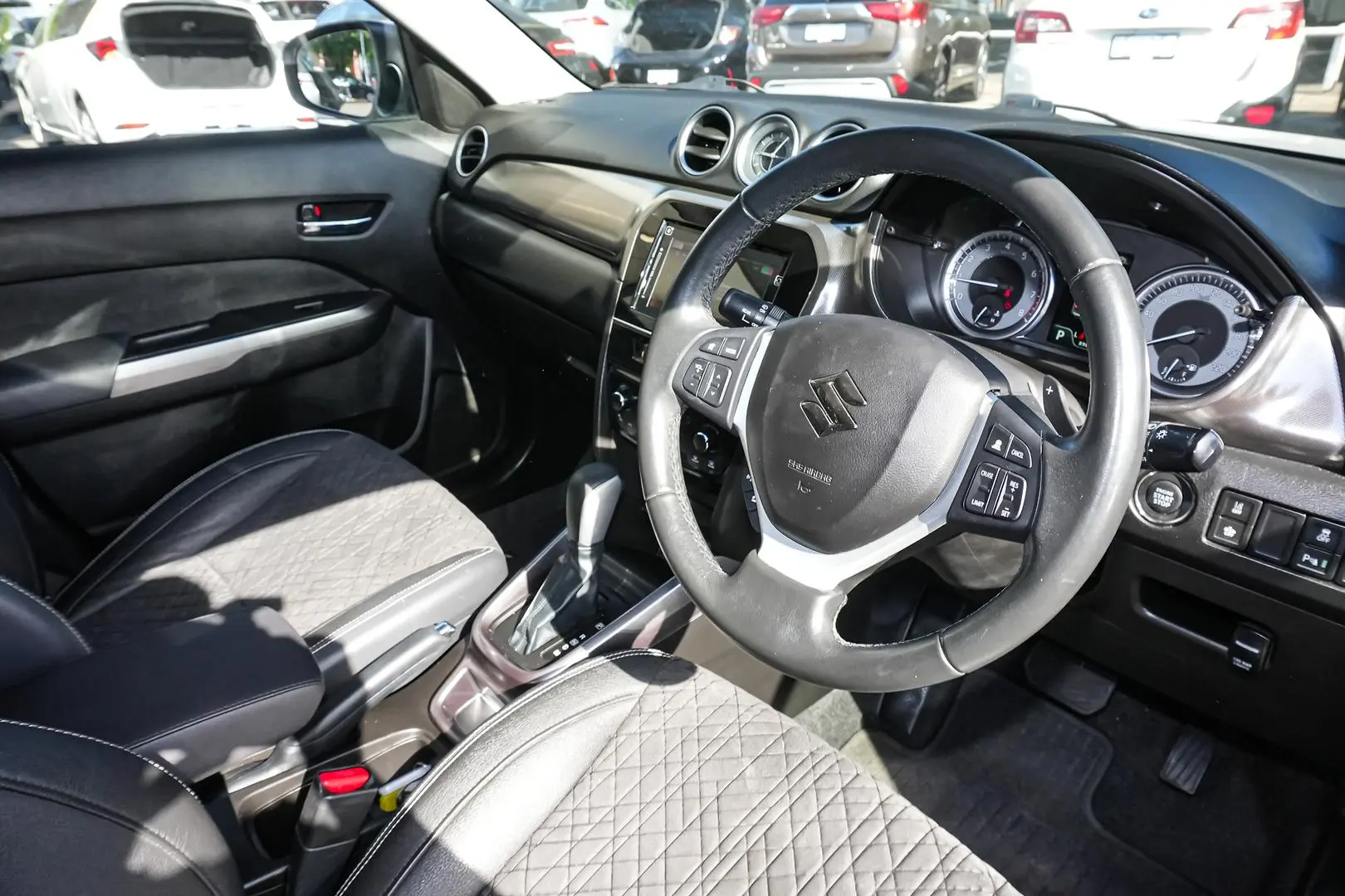 2020 Suzuki Vitara Gallery Image 6