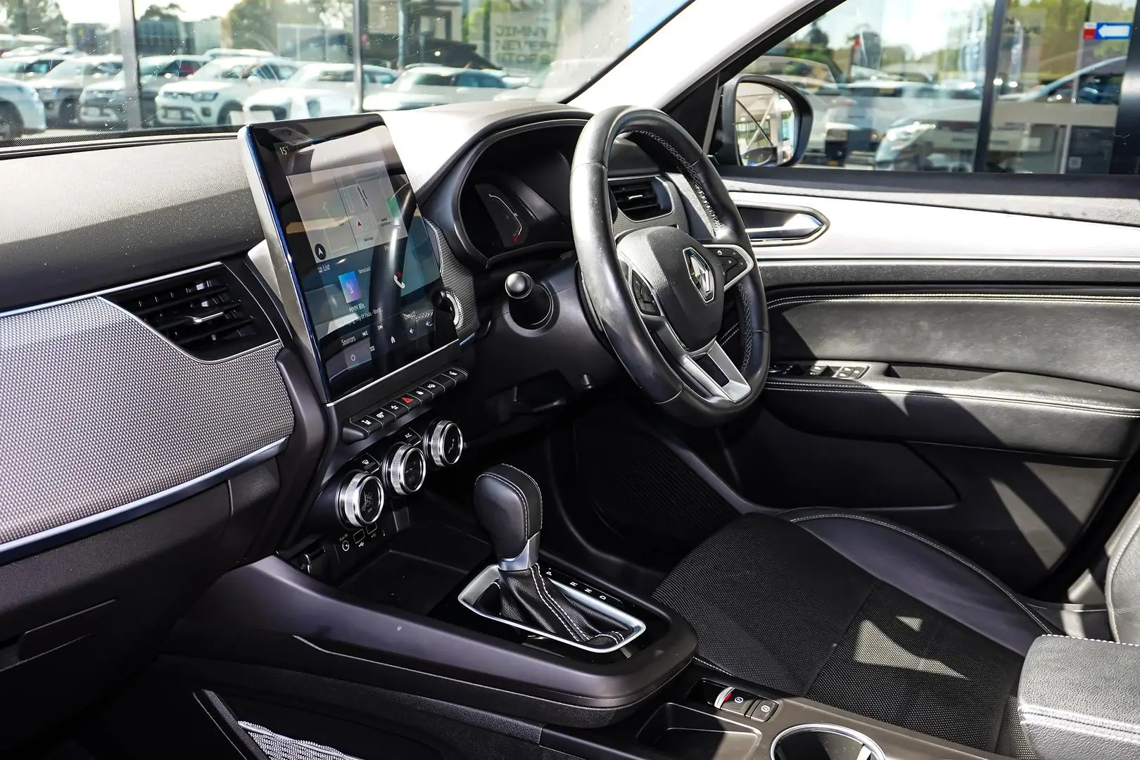 2022 Renault Arkana Gallery Image 11