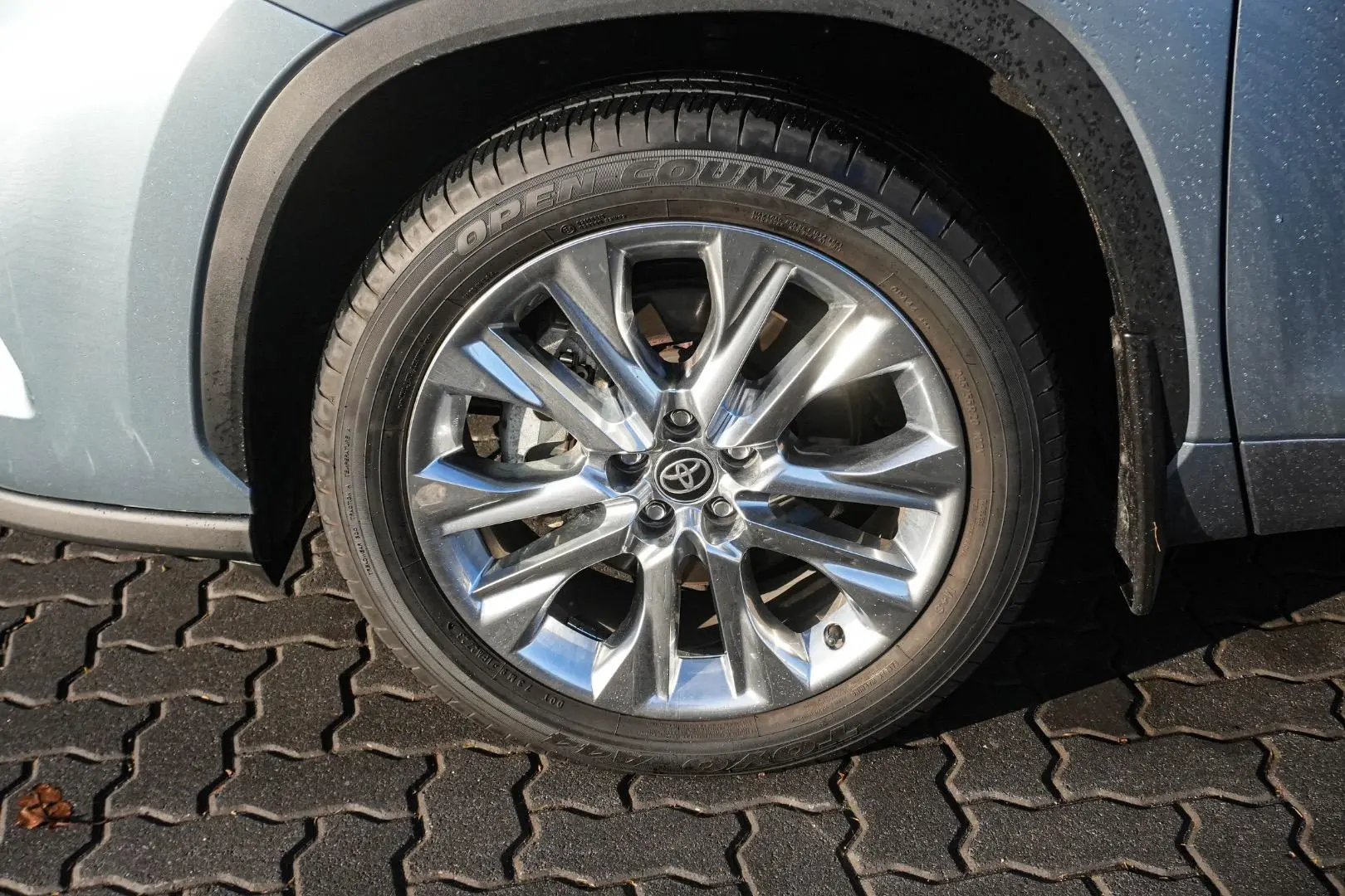 2023 Toyota Kluger Gallery Image 13