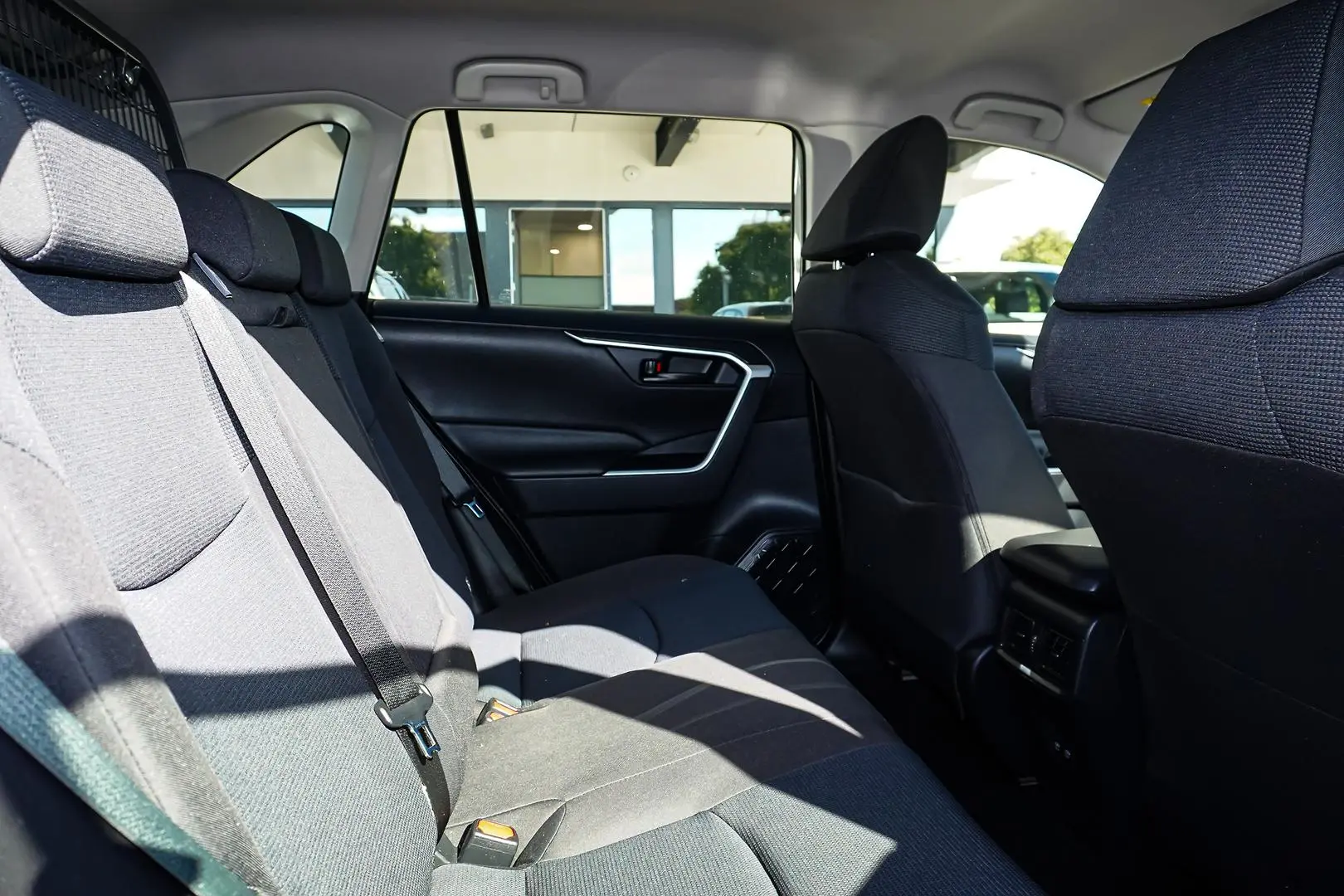 2021 Toyota RAV4 Gallery Image 7