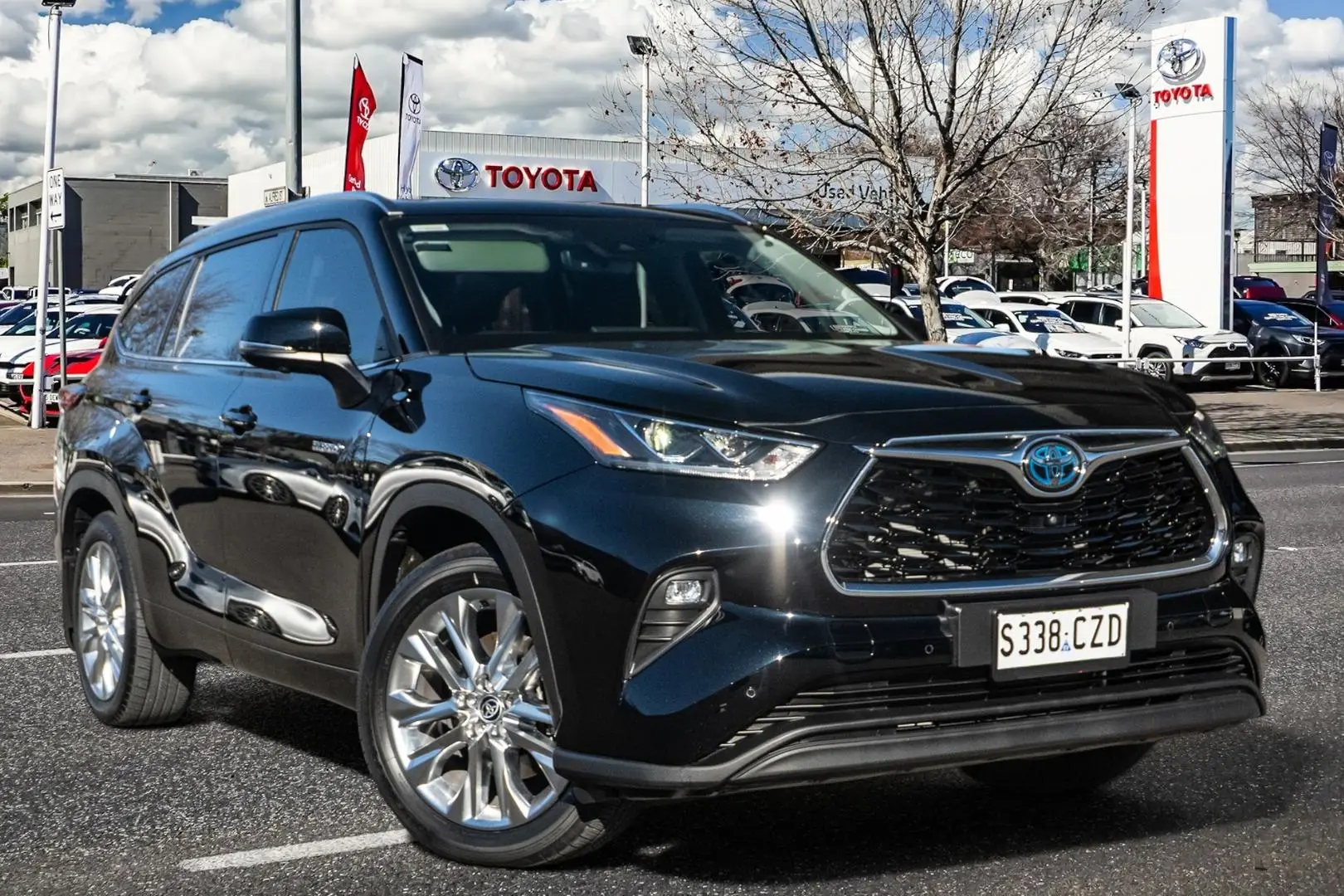 2023 Toyota Kluger Image