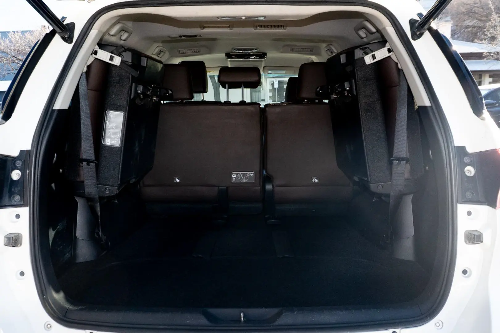 2019 Toyota Fortuner Gallery Image 10