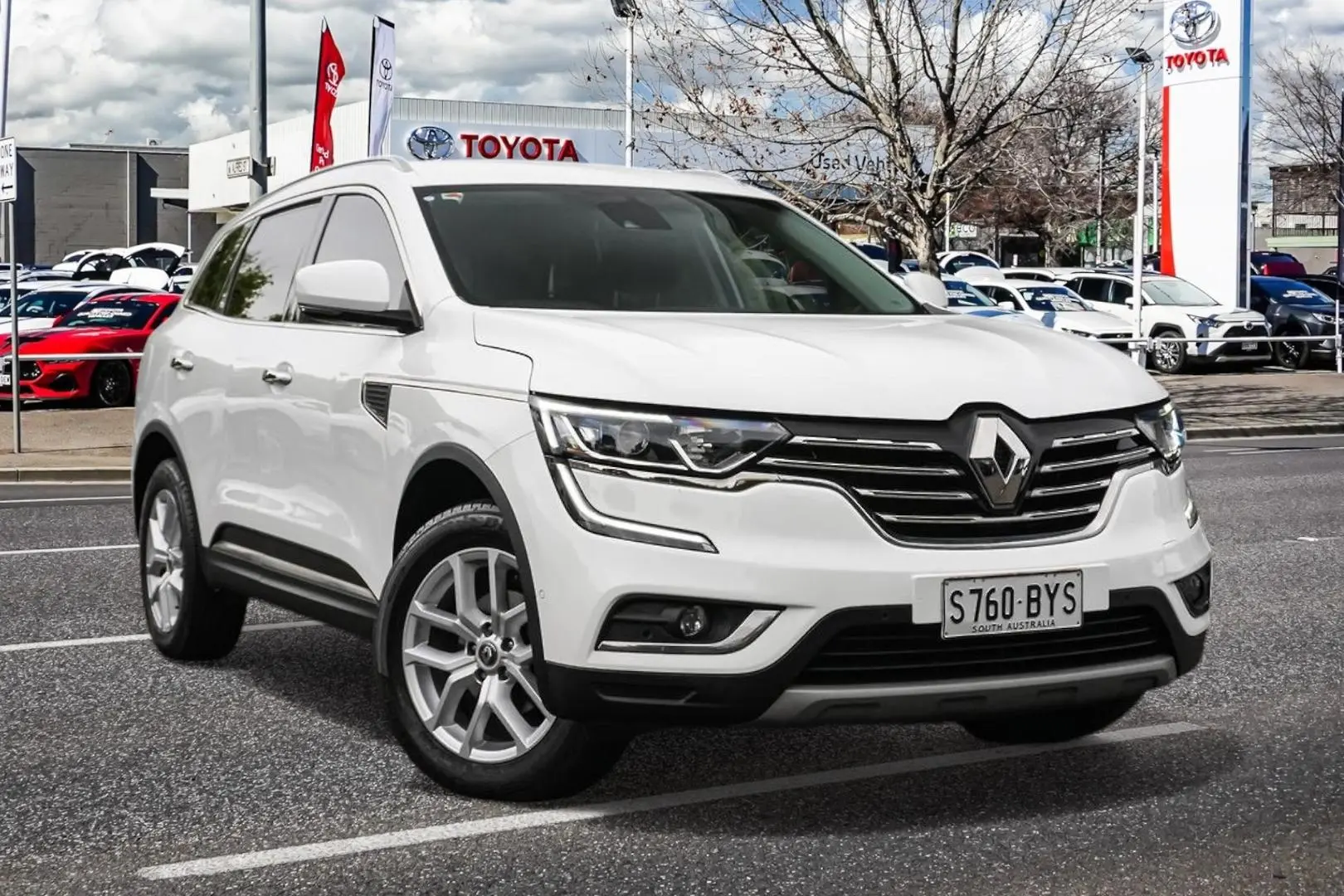 2018 Renault Koleos Gallery Image 1