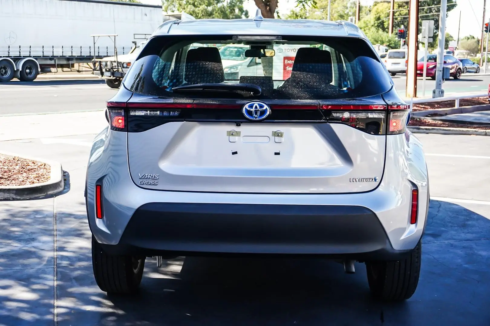 2022 Toyota Yaris Cross Gallery Image 6