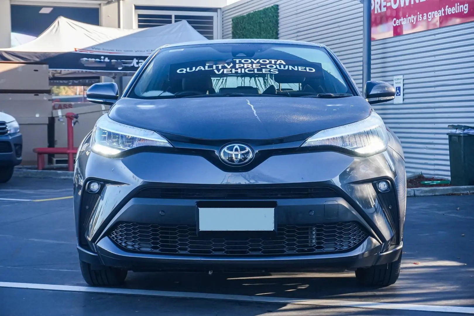 2023 Toyota C-HR Gallery Image 4