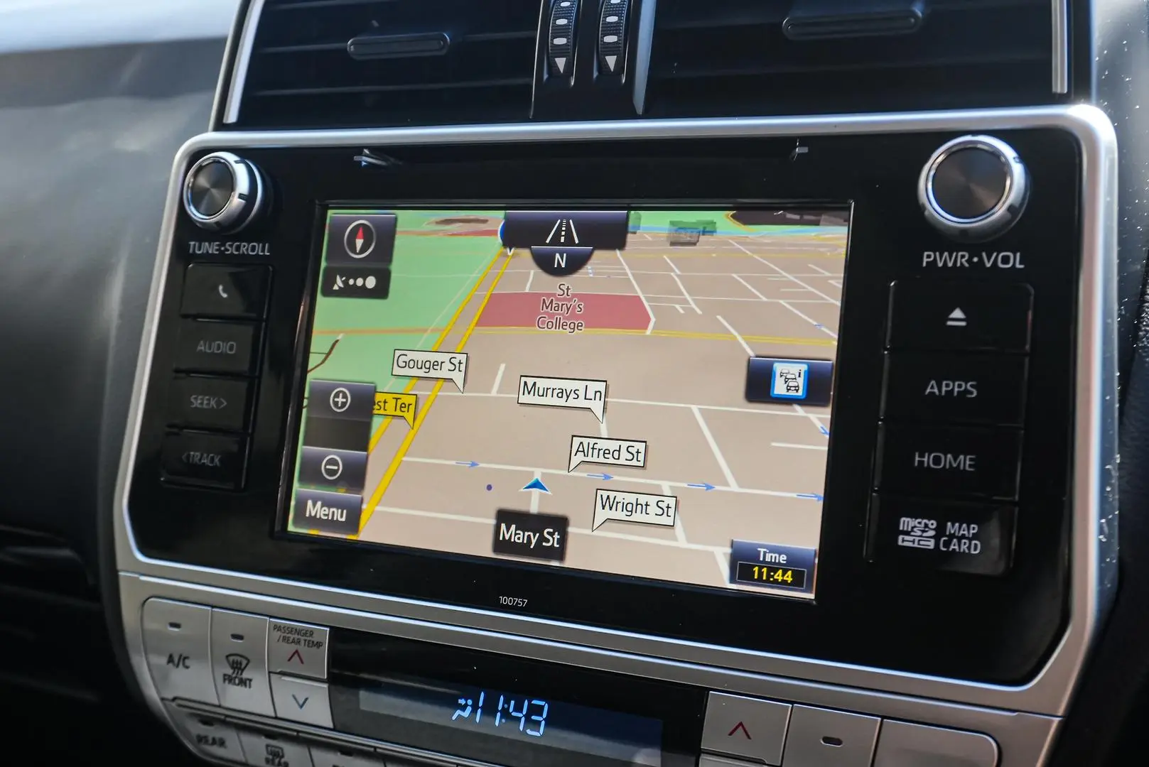 2020 Toyota Landcruiser Prado Gallery Image 20