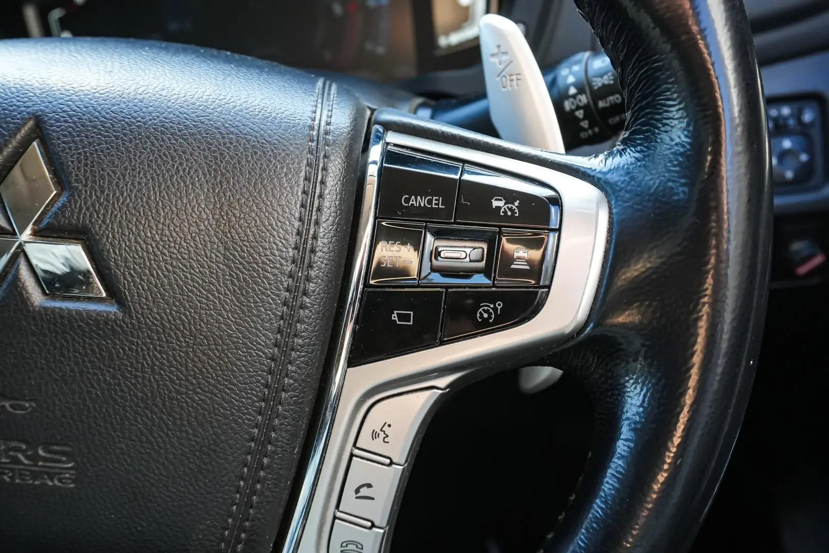 2020 Mitsubishi Pajero Sport Gallery Image 21