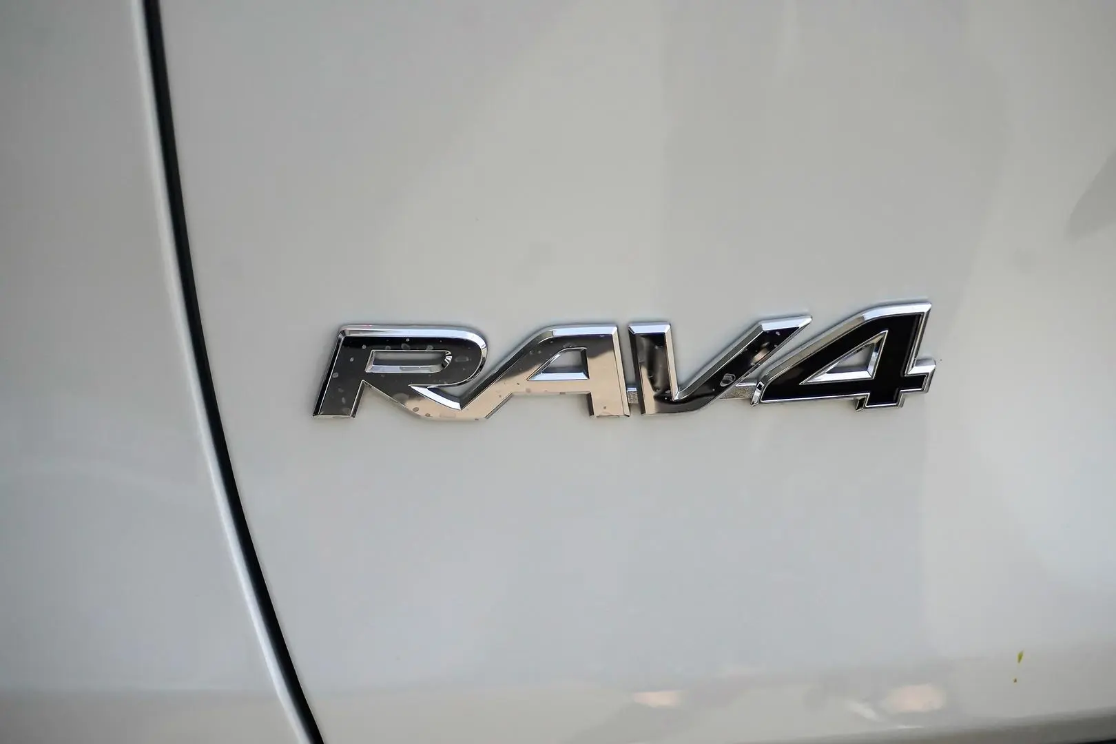 2021 Toyota RAV4 Gallery Image 15