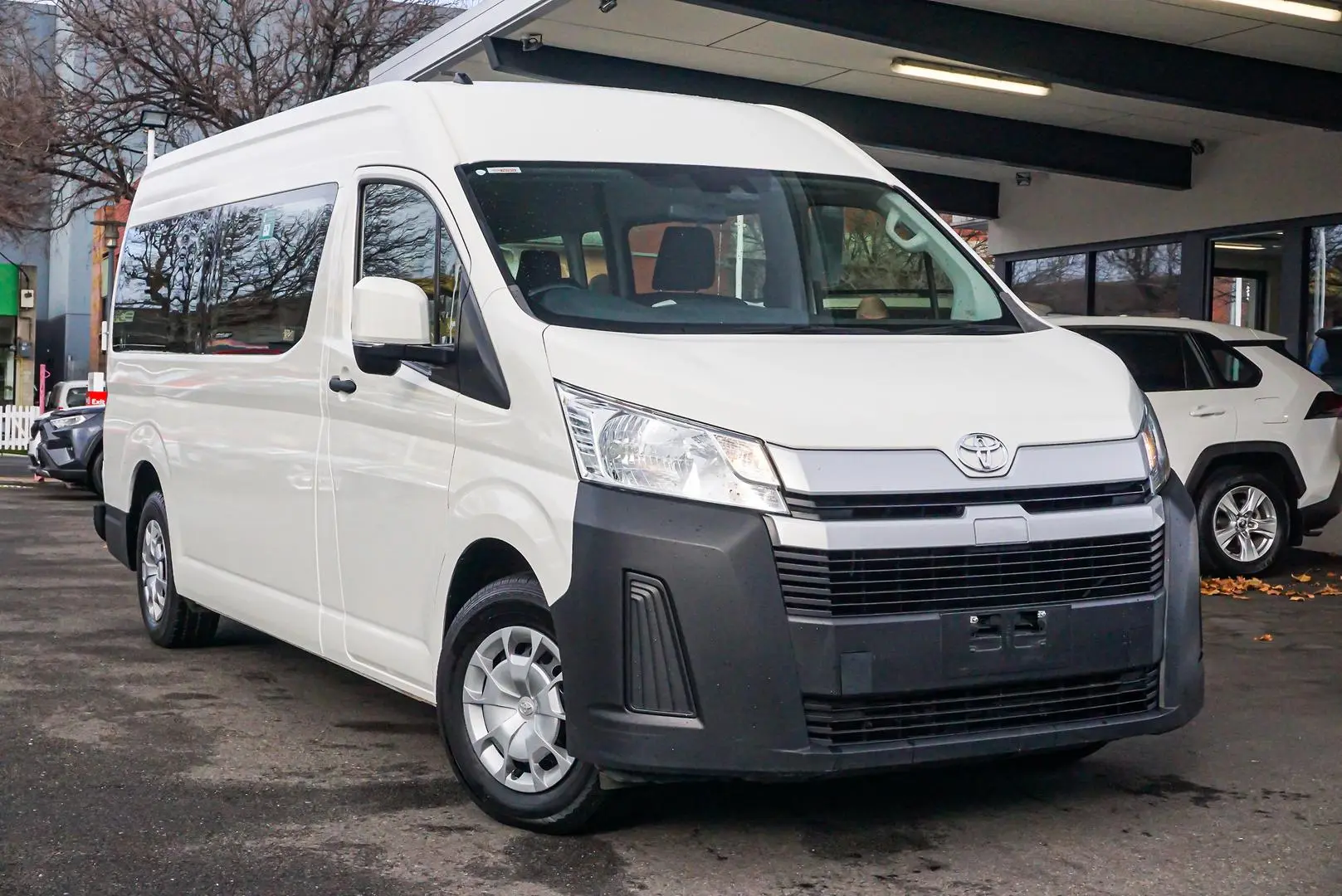 2020 Toyota Hiace Gallery Image 2