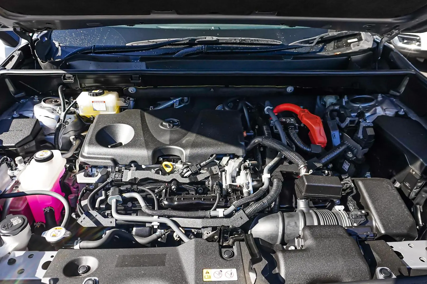 2021 Toyota RAV4 Gallery Image 25