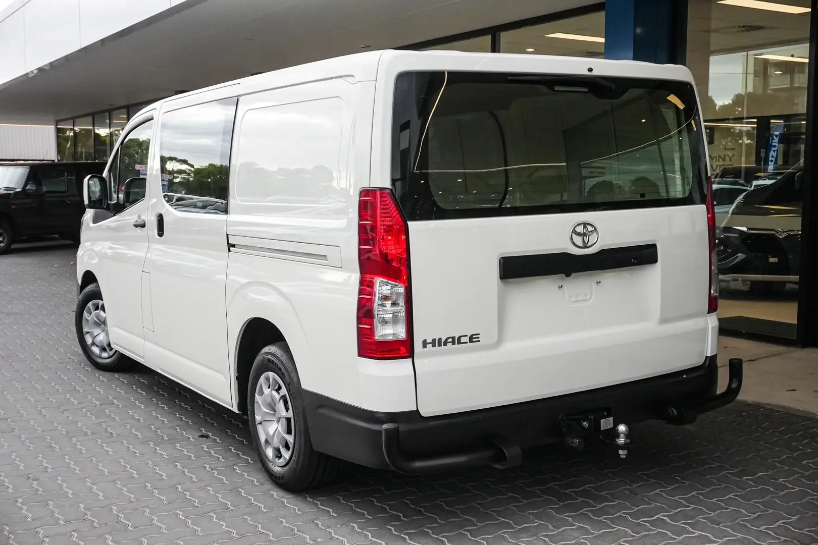 2022 Toyota Hiace Gallery Image 3
