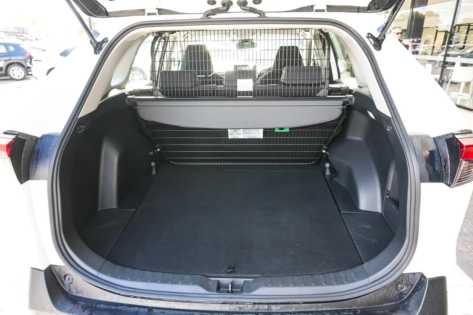 2022 Toyota RAV4 Gallery Image 14