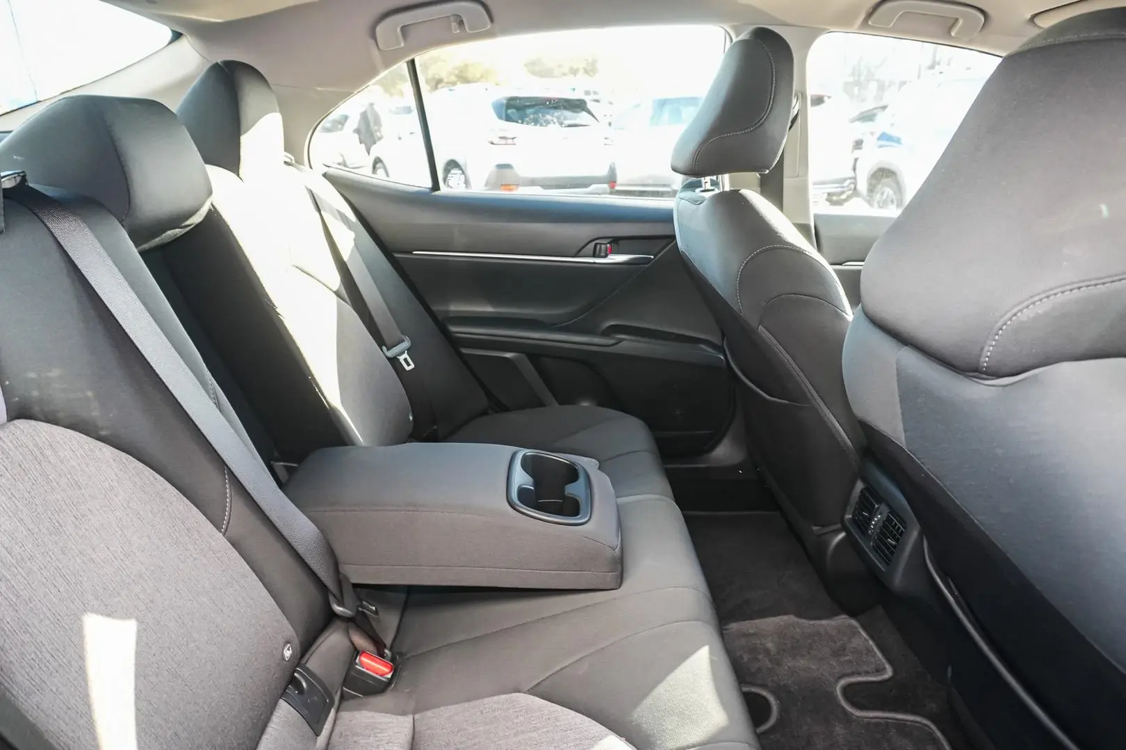 2022 Toyota Camry Gallery Image 9