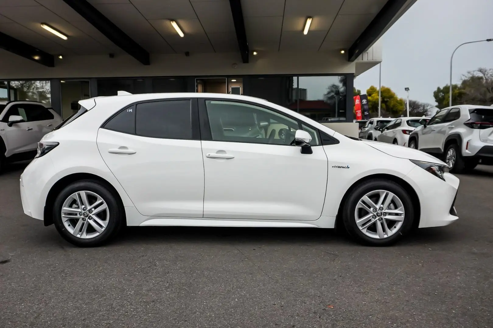2020 Toyota Corolla Gallery Image 4
