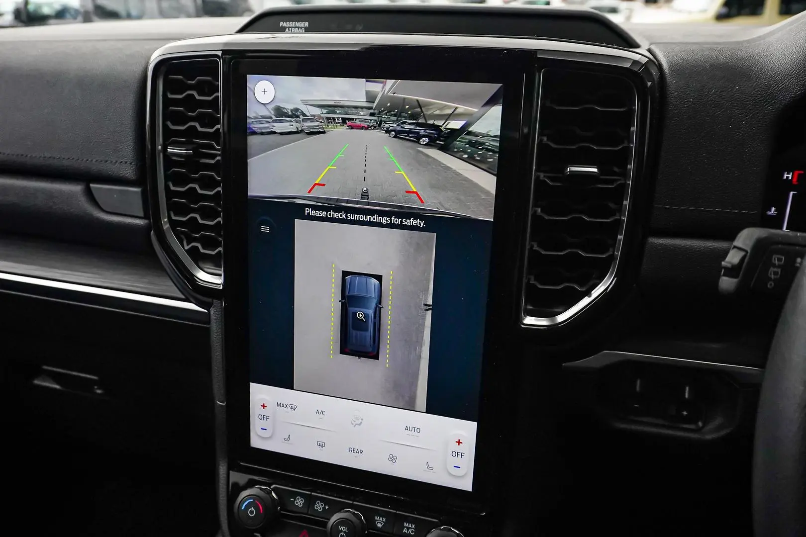 2023 Ford Everest Gallery Image 25