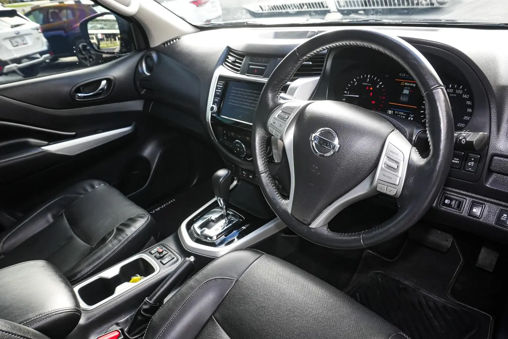 2019 Nissan Navara Gallery Image 7