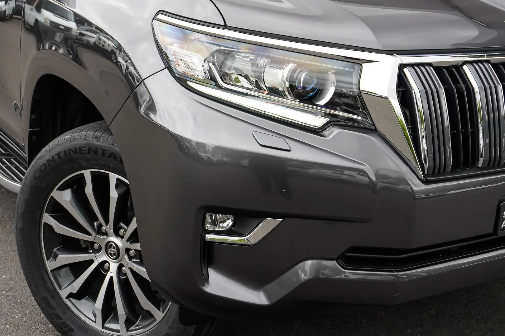 2022 Toyota Landcruiser Prado Gallery Image 10