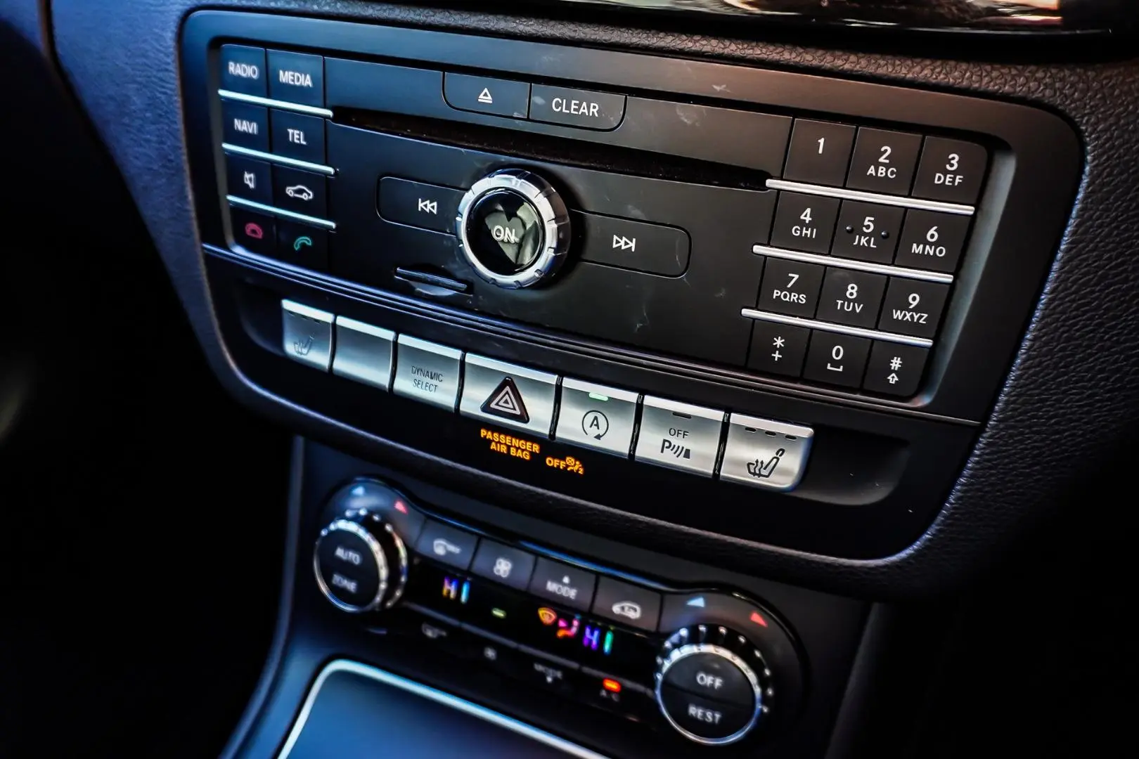 2016 Mercedes-Benz B-Class Gallery Image 23