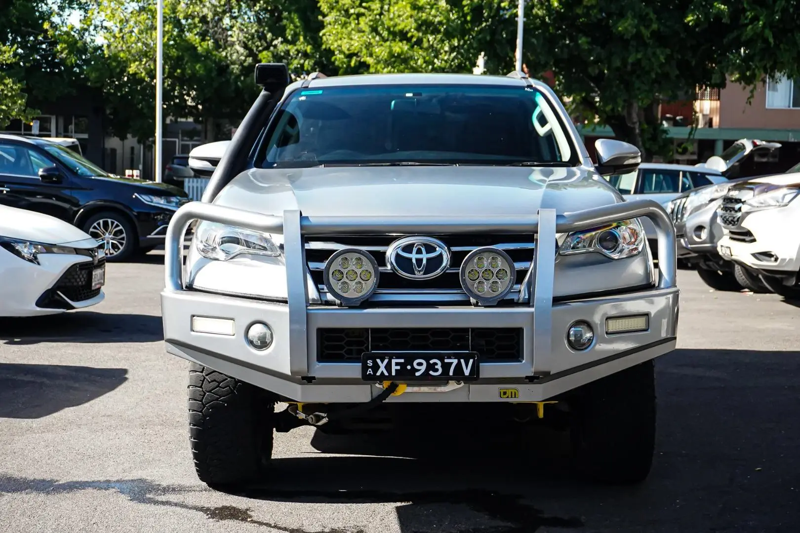 2016 Toyota Fortuner Gallery Image 4