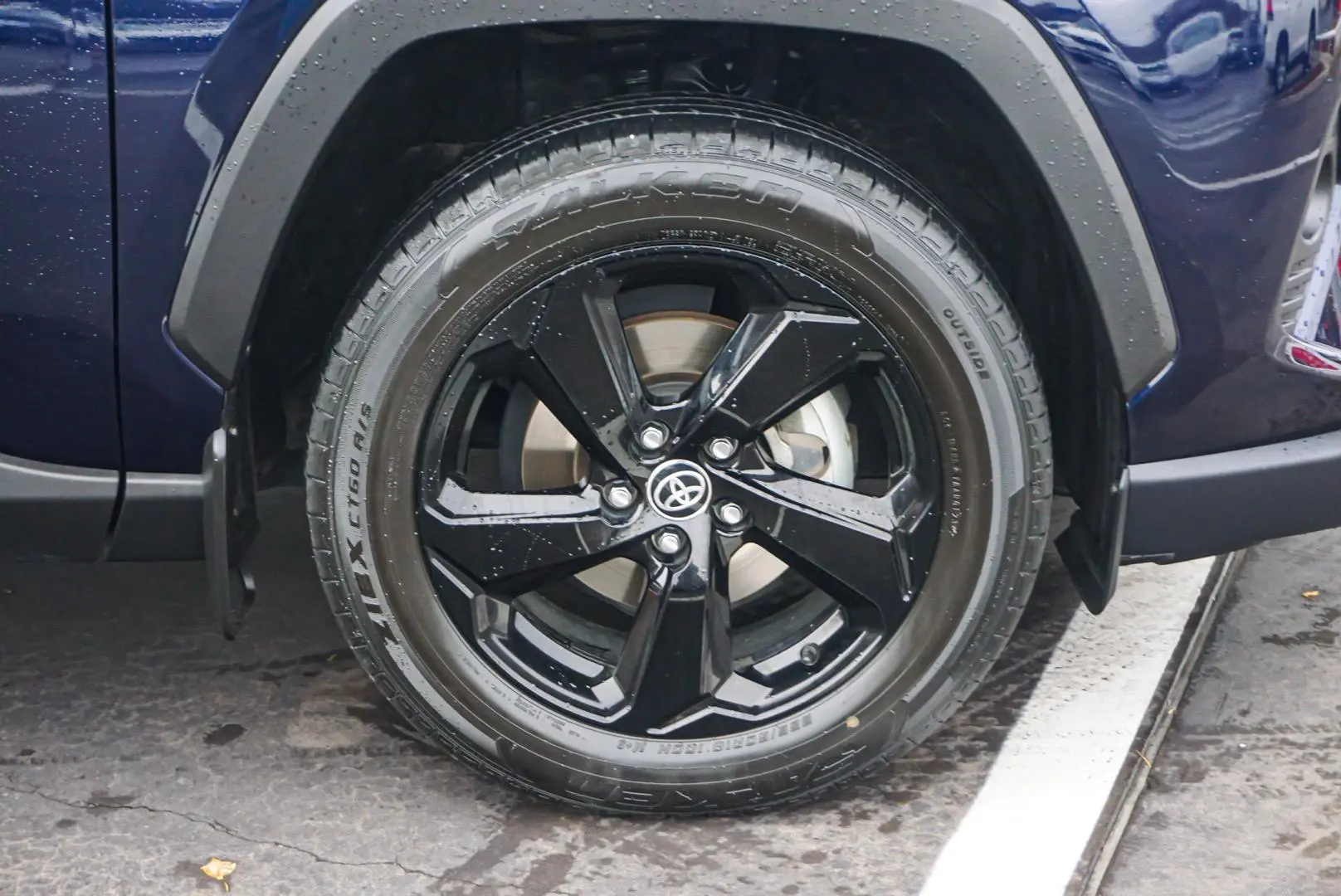 2021 Toyota RAV4 Gallery Image 12