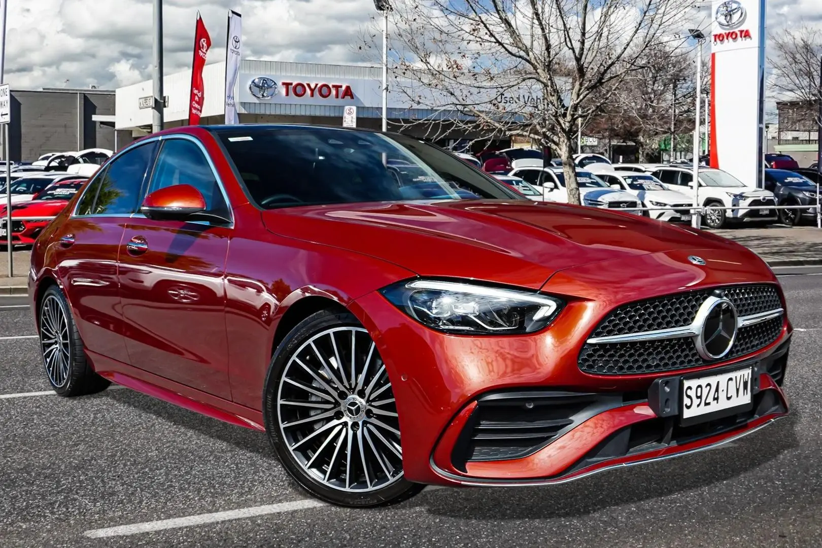 2022 Mercedes-Benz C-Class Gallery Image 1