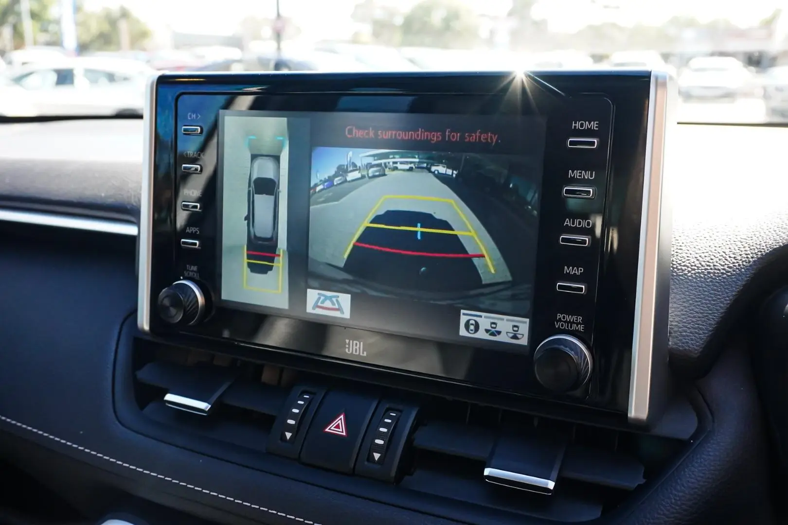 2020 Toyota RAV4 Gallery Image 24