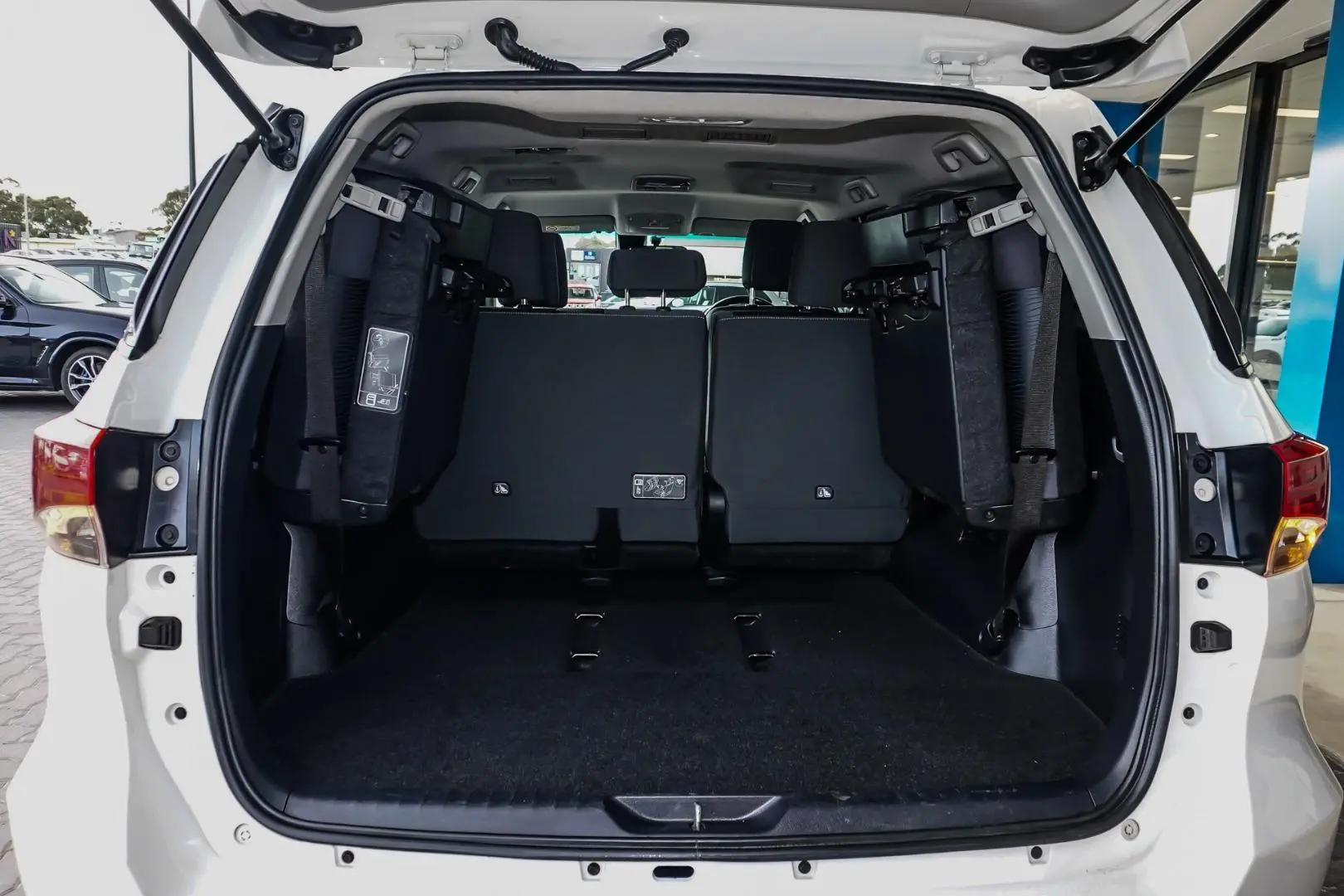 2022 Toyota Fortuner Gallery Image 10