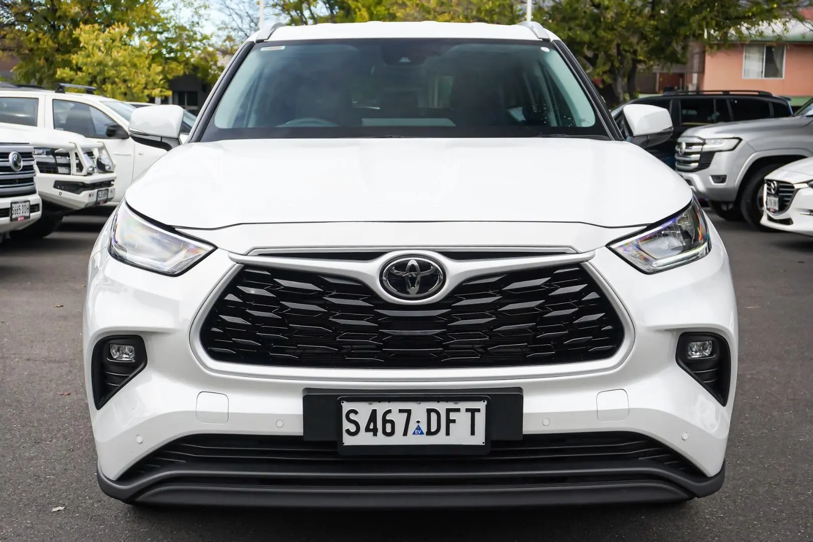 2025 Toyota Kluger Gallery Image 4
